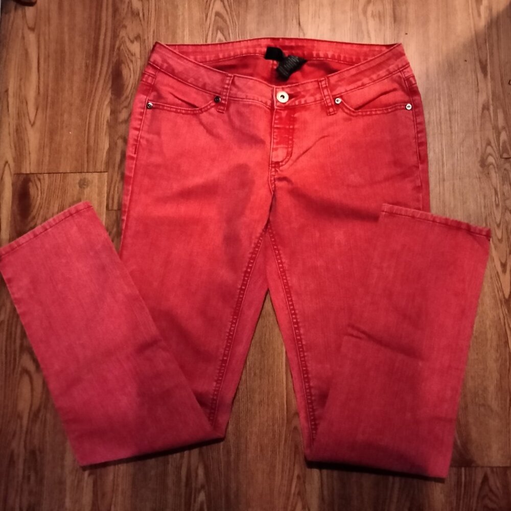 red skinney jeans